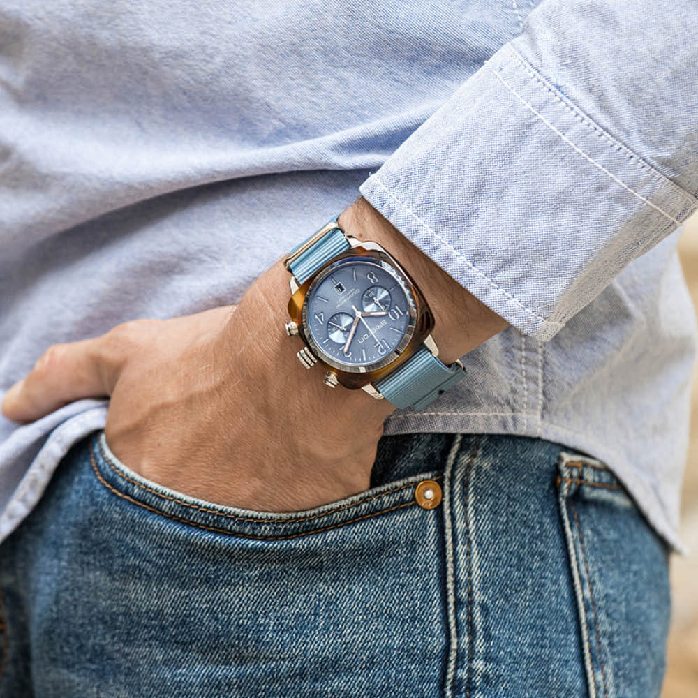 briston-clubmaster-classic-chrono-40-mm-bleu-glacier image 2