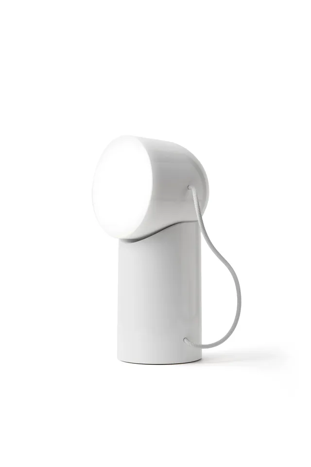 lexon-orbe-lampe-led-de-table-rechargeable-sans-fil-t-te-amovible-magn-tique-bla image 1