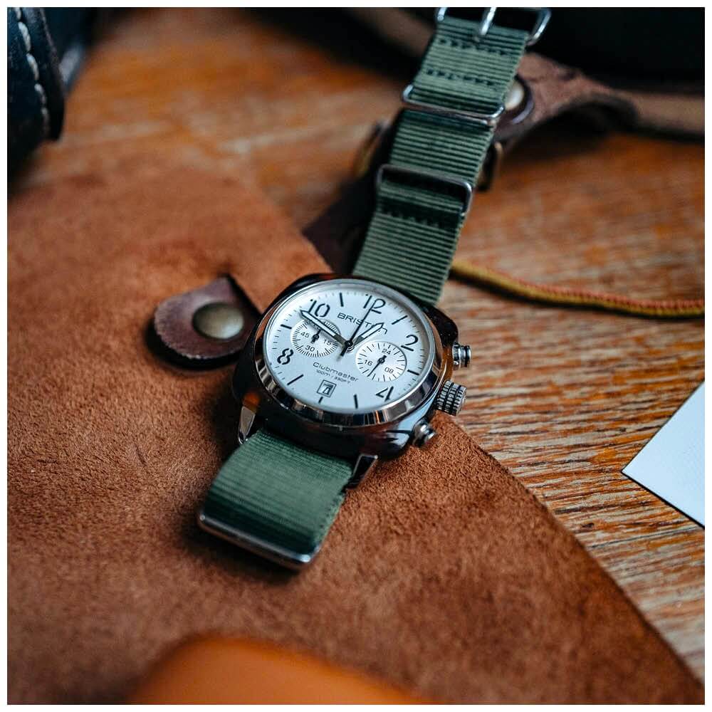 briston-clubmaster-classic-chrono-quartz-40-mm-blanc-vert-militaire image 2