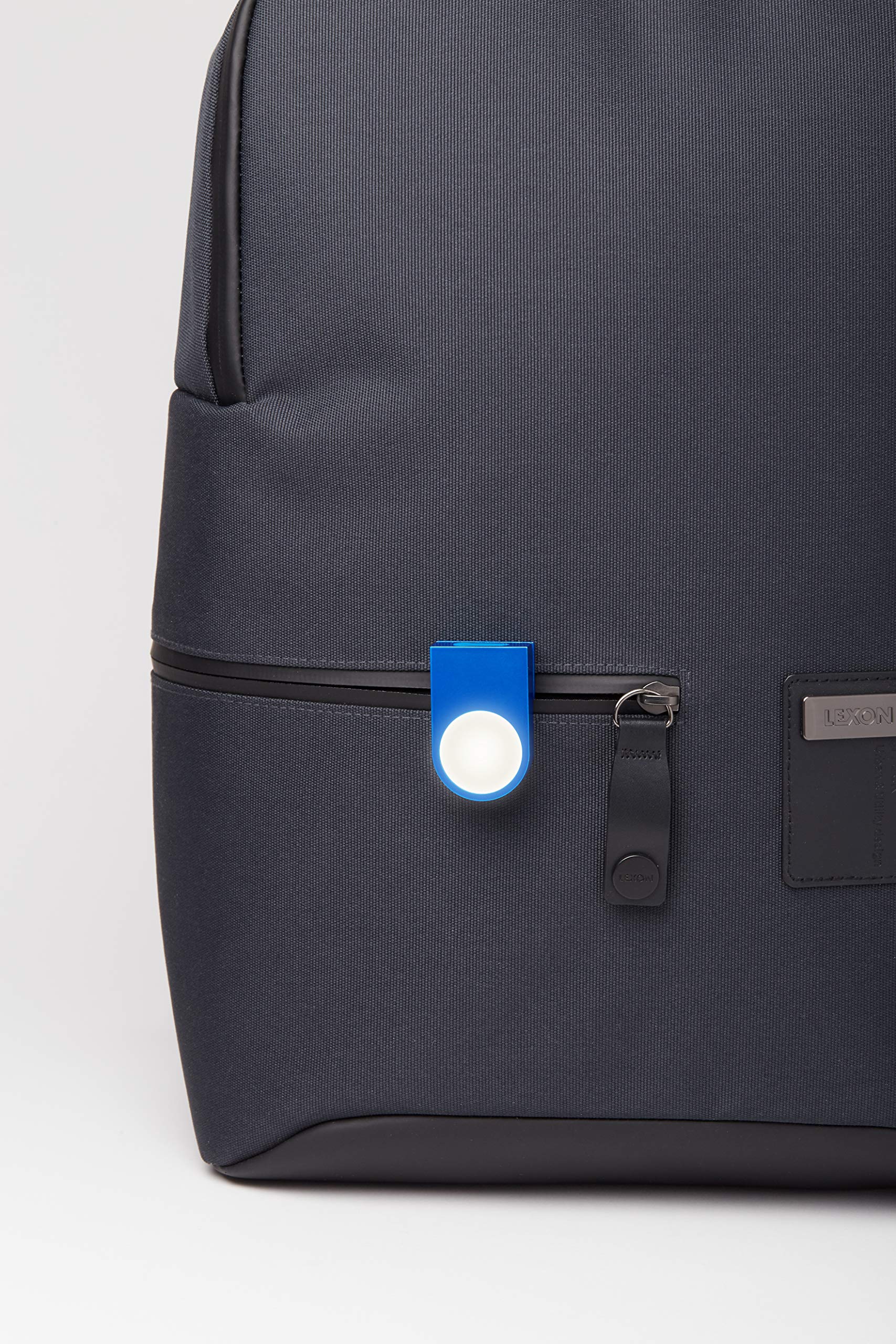 lexon-lucie-clip-led-signalisation-aluminium-bleu-rechargeable image 6