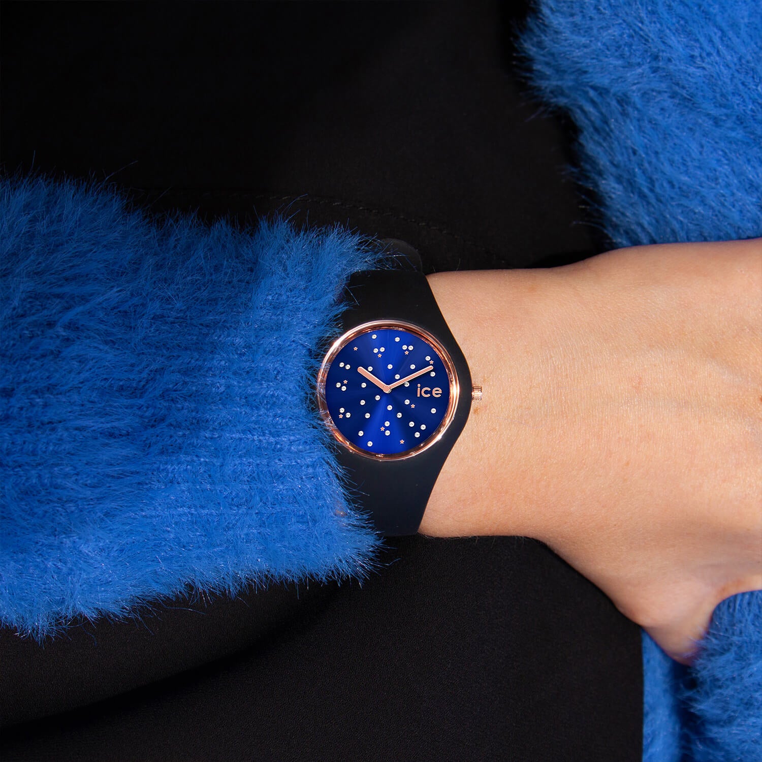 ice-watch-ice-cosmos-star-deep-blue-montre-femme-bleu-nuit-34-cristaux image 5