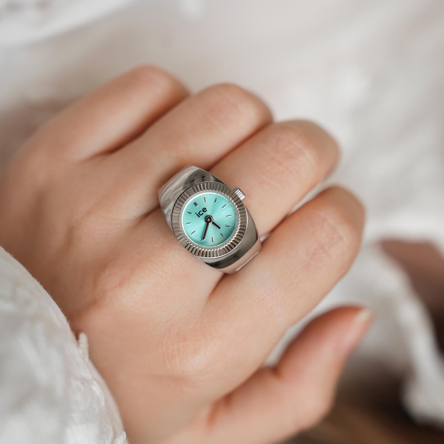 ice-watch-chouchou-montre-bague-femme-cadran-turquoise-bracelet-argent image 5
