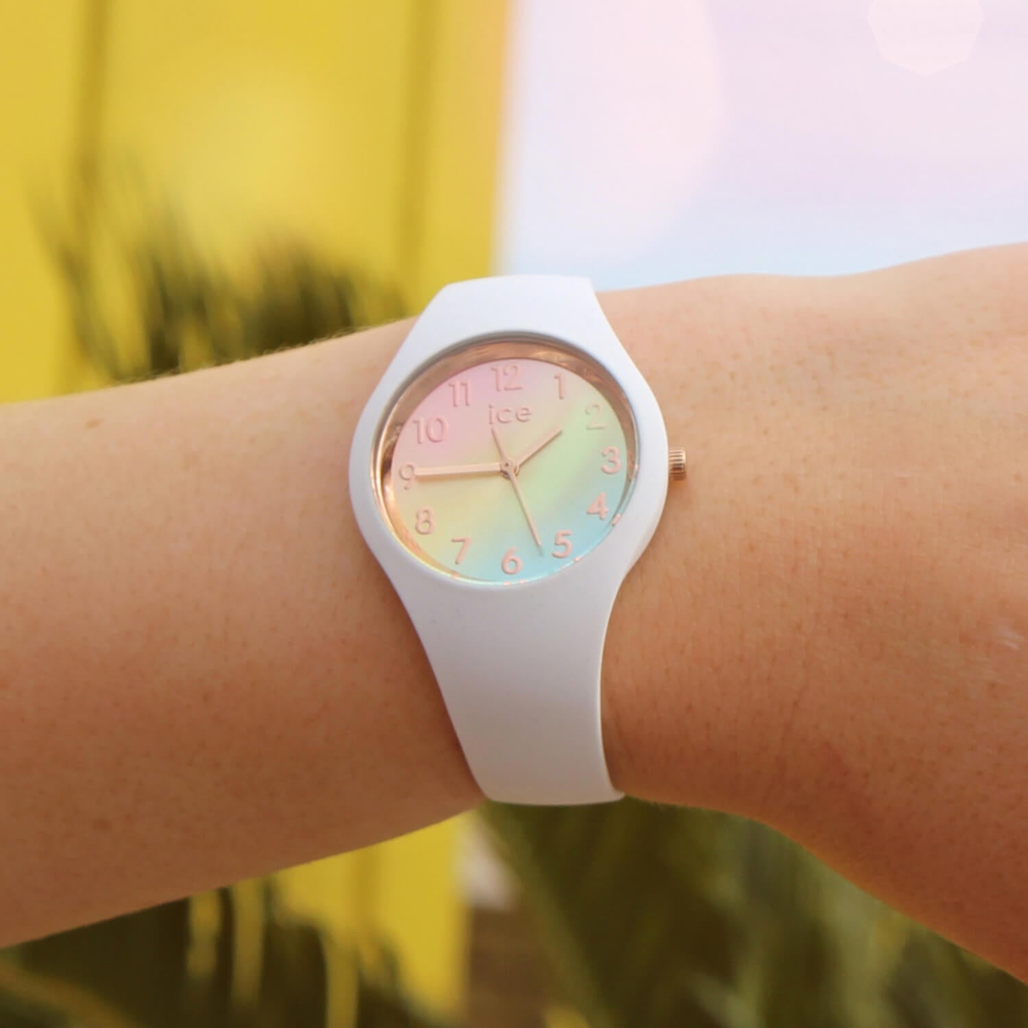 ice-watch-ice-sunset-rainbow-montre-femme-cadran-d-grad image 6