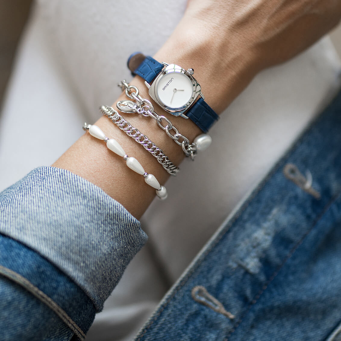 briston-bracelet-cuir-luxury-12-mm-bleu-marine-clubmaster-lady image 5