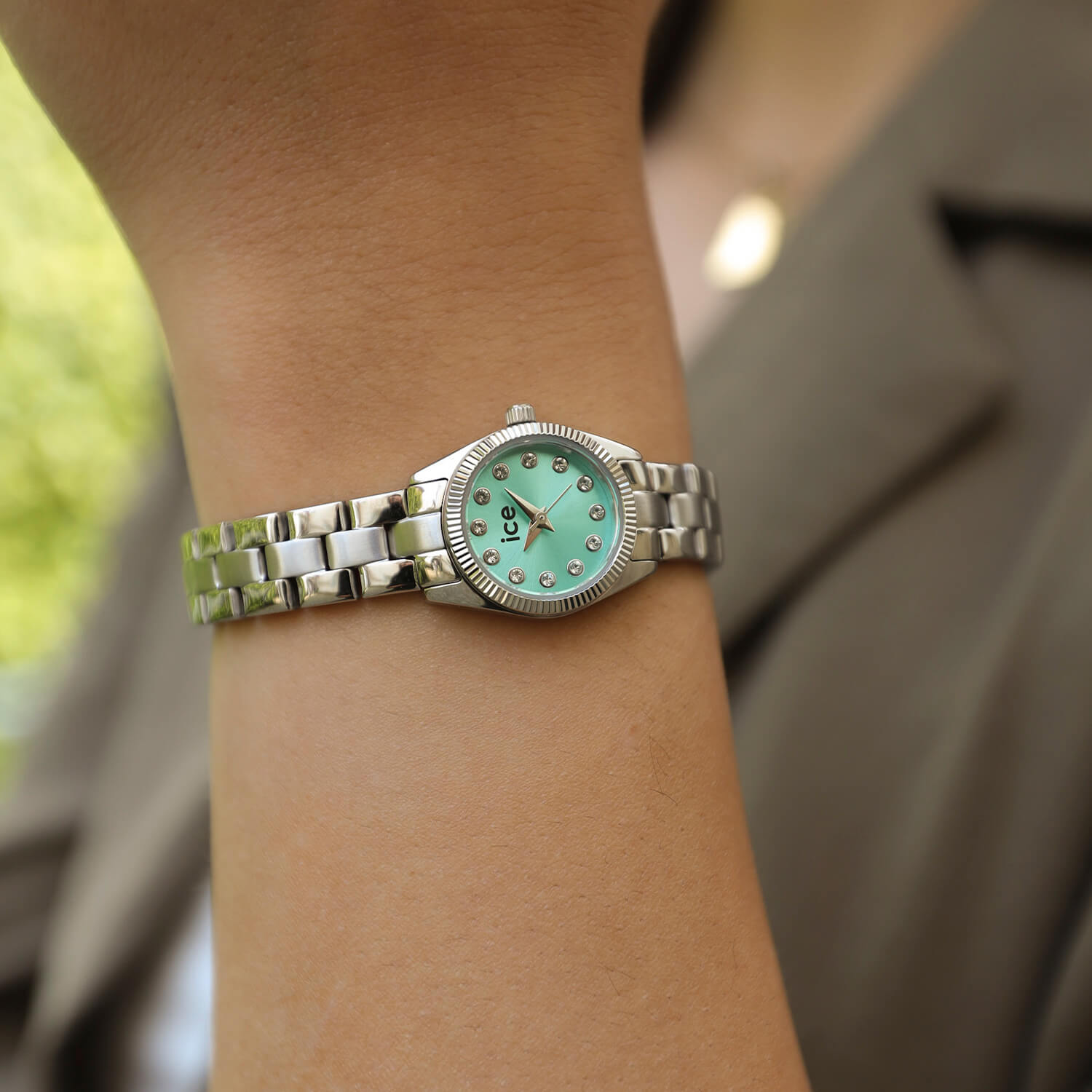 ice-watch-ice-mimi-silver-turquoise-montre-femme-ultra-fine-acier-argent image 5