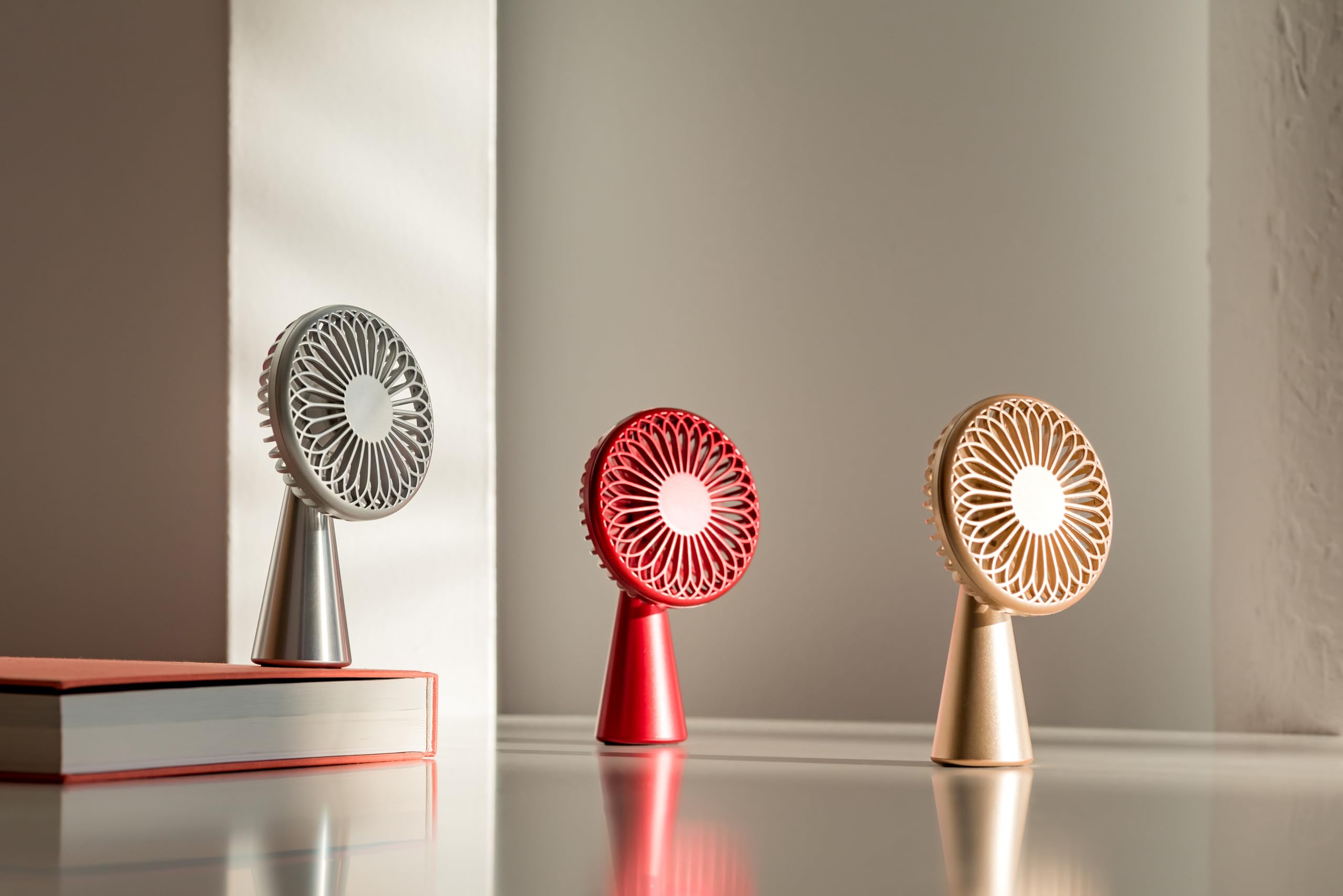 lexon-wino-mini-ventilateur-de-bureau-sans-fil-m-tal-usb-c-qi image 8