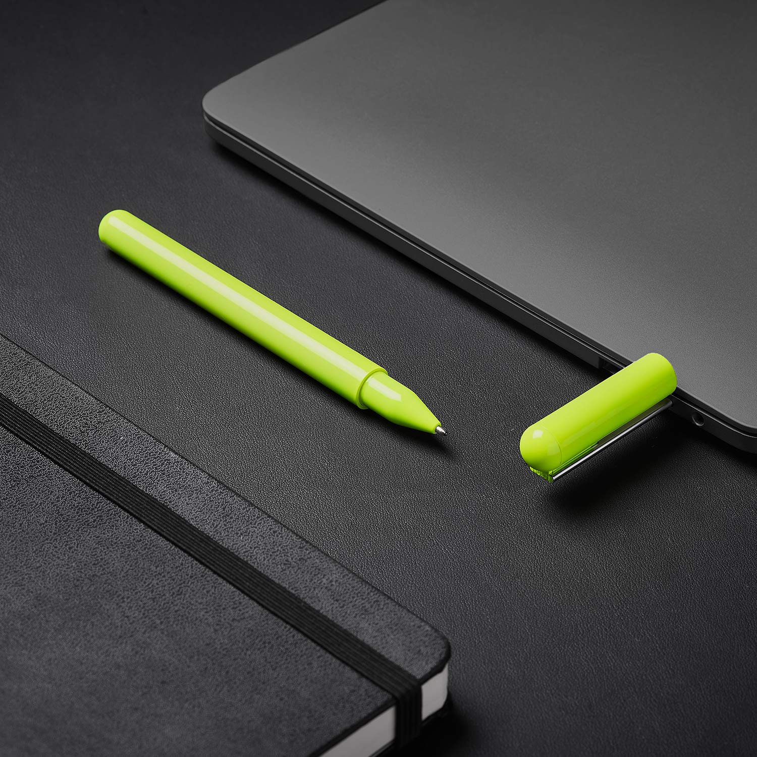 lexon-c-pen-stylo-bille-noir-cl-usb-c-32-go-blanc-glossy image 5