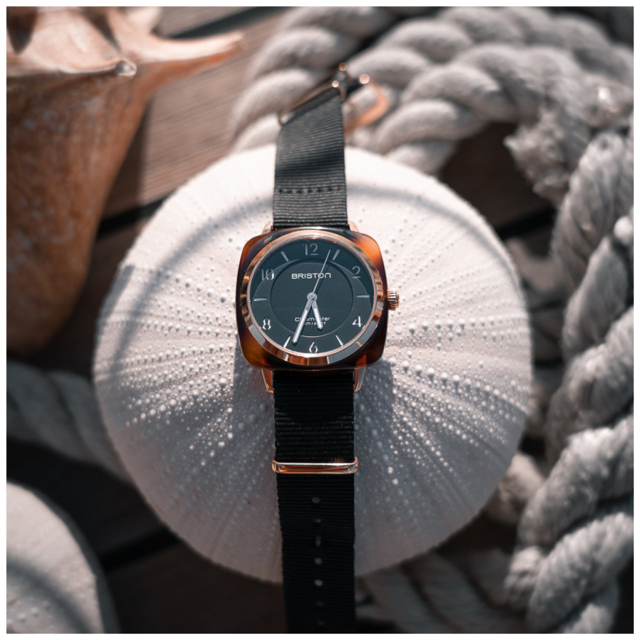 briston-clubmaster-chic-36-mm-quartz-dor-rose-noir image 3