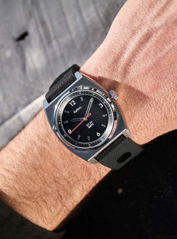 montre-kelton-rc24-asphalt-black-quartz-bracelet-tropic image 2