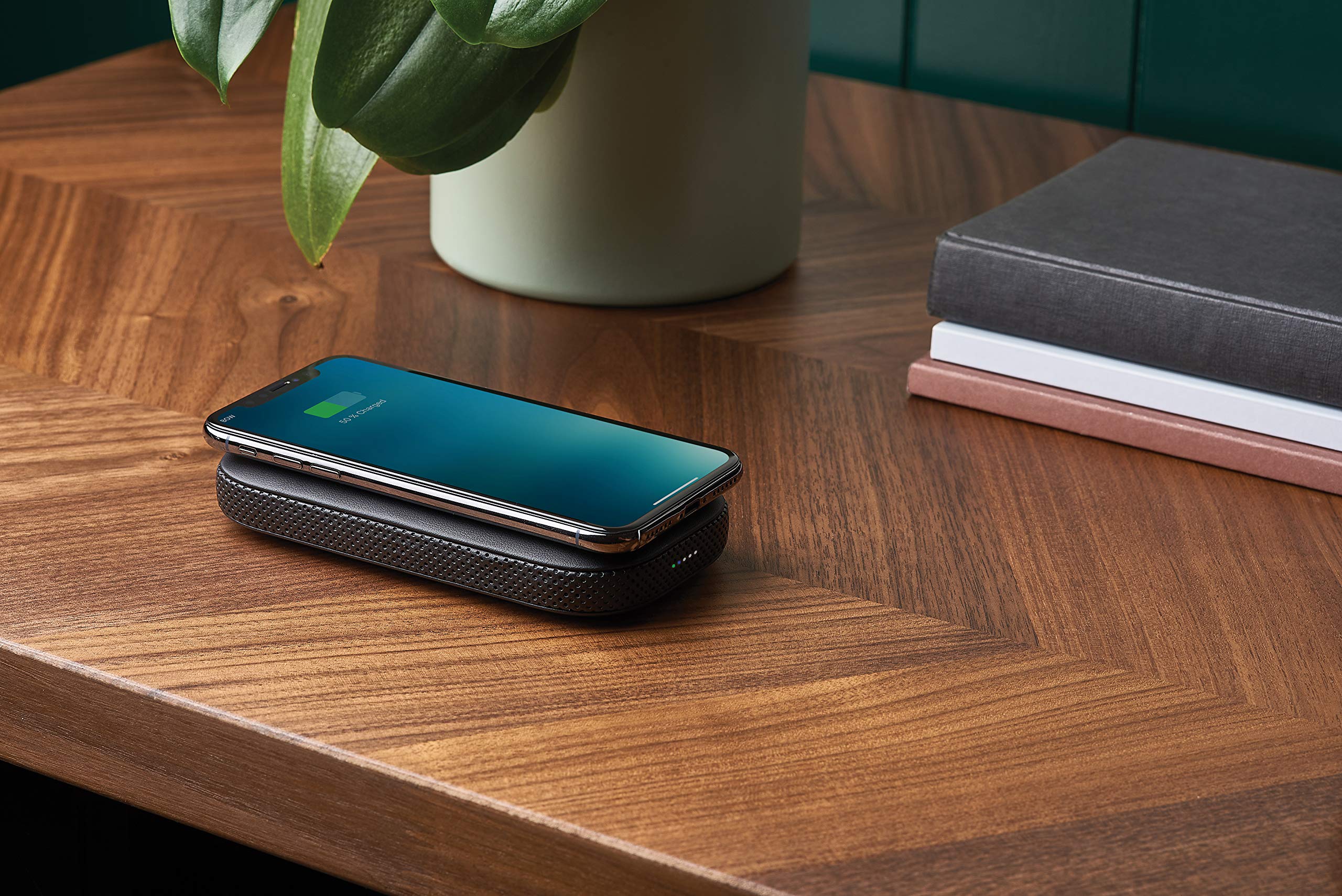 lexon-powersound-batterie-externe-induction-5000-mah-enceinte-bluetooth-360-noir image 8