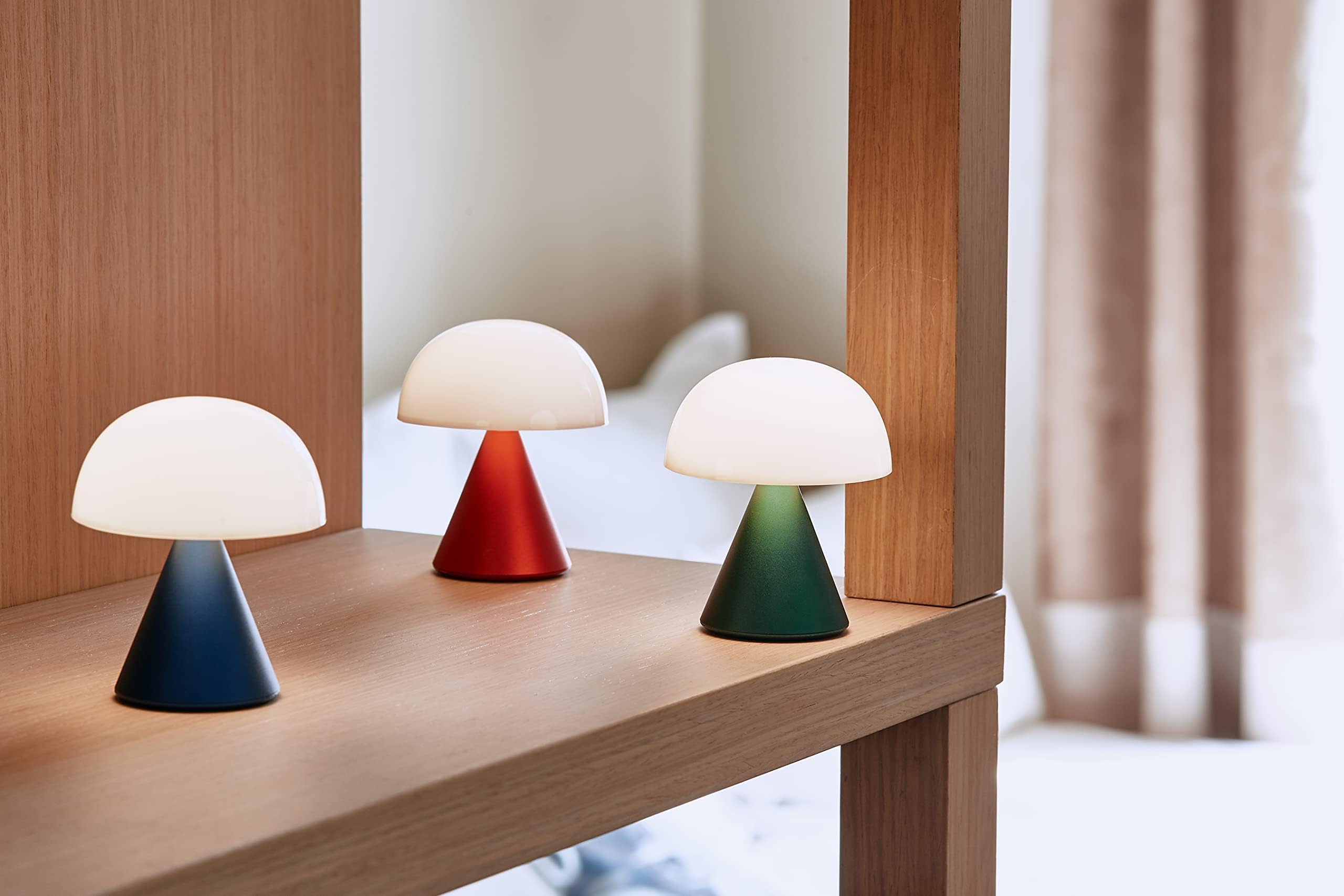 lexon-mina-mini-lampe-champignon-led-sans-fil-vert-sombre image 8
